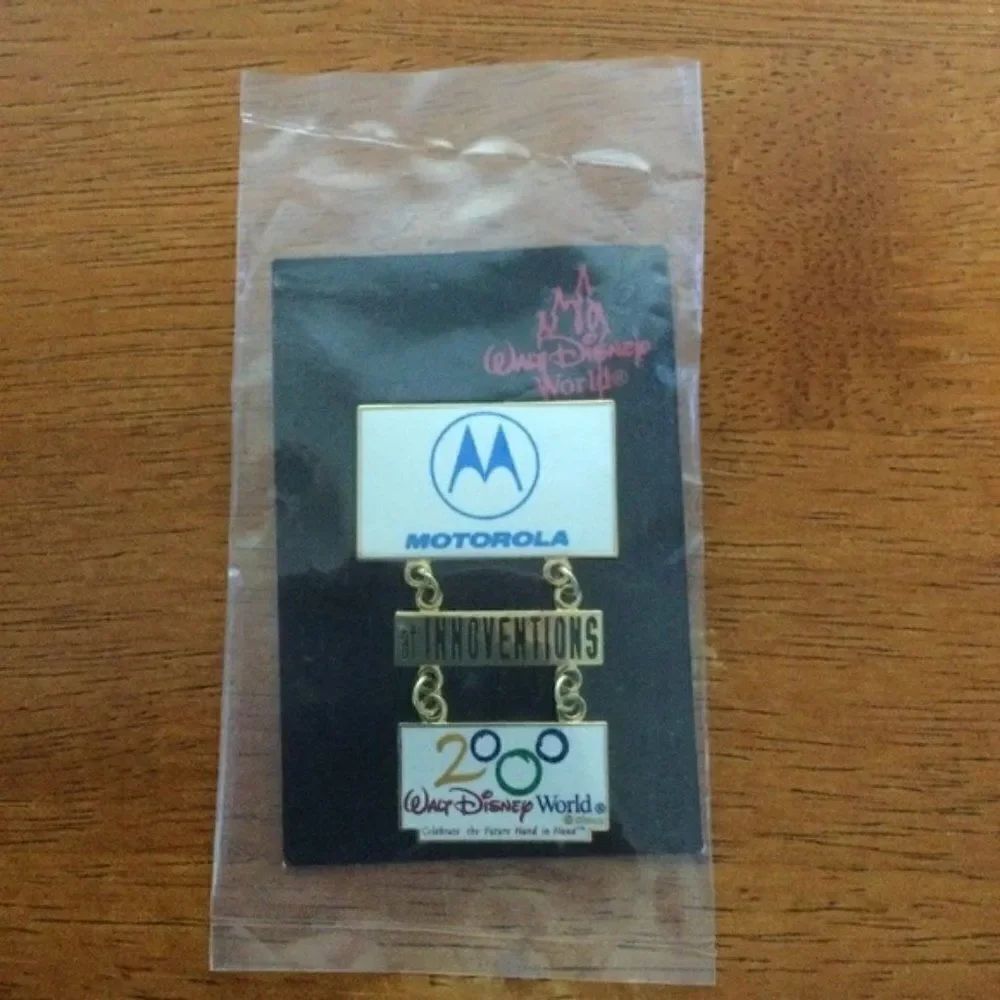 🆕 Disney Pin 2377 WDW Innoventions MOTOROLA Press 2000